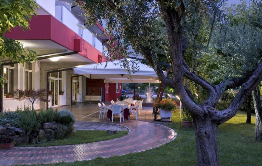 Hotel Lo Zodiaco Abano Terme Eksteriør billede